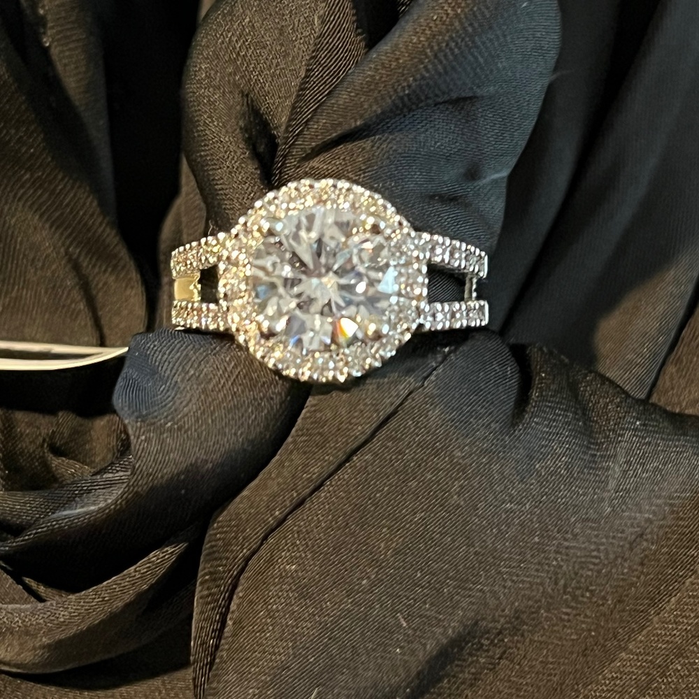 ENGAGEMENT RINGS WEDDING RINGS VALENTINES